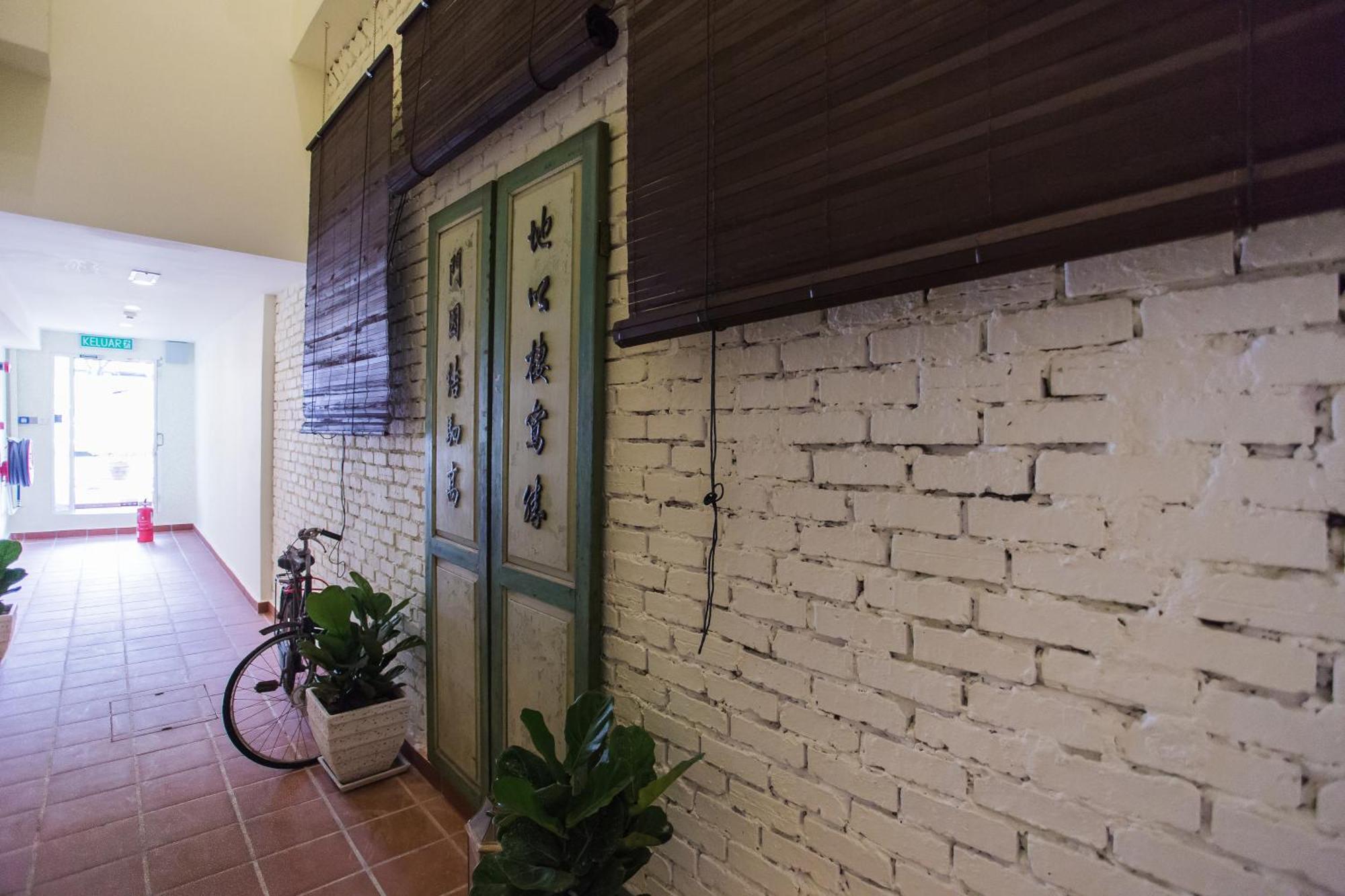 Aava Malacca Hotel Exterior photo