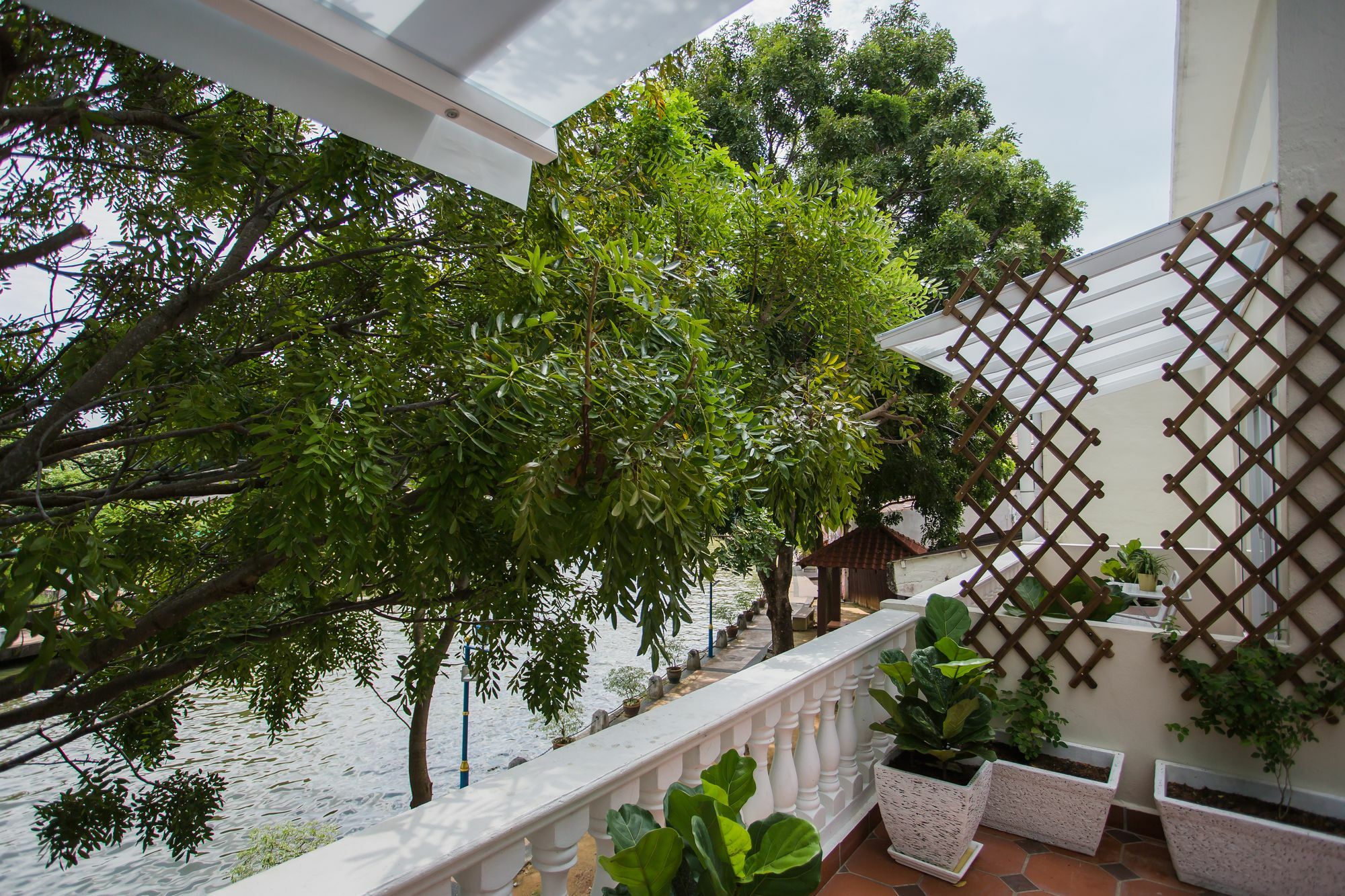 Aava Malacca Hotel Exterior photo